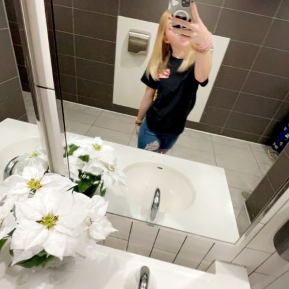 Meet your Posher, Bailey